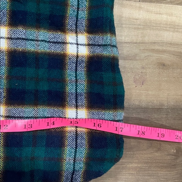 American Eagle Outfitters Green Plaid Shirt - Picture 7 of 7